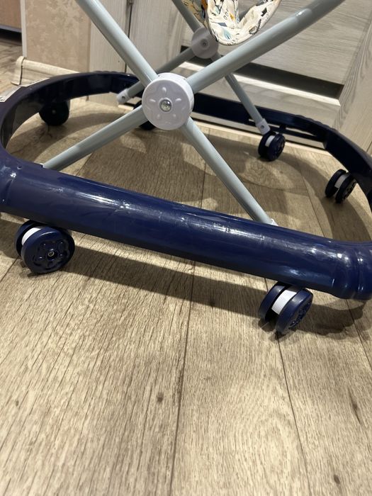 Детские ходунки Bambi