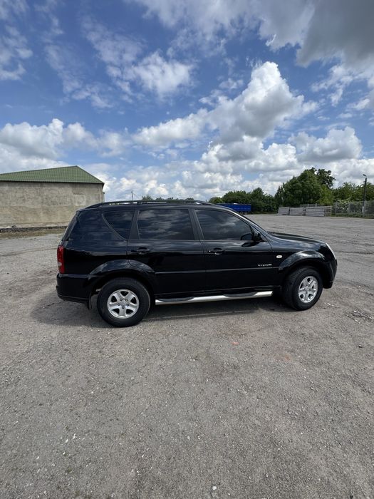 Ssanyong Rexton 2