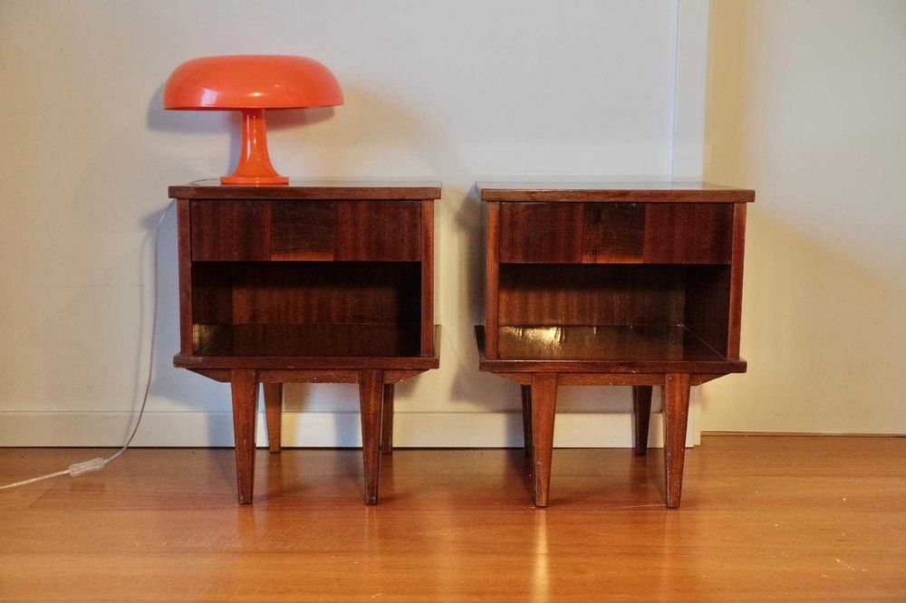 Mesinhas de Cabeceira Vintage em Madeira