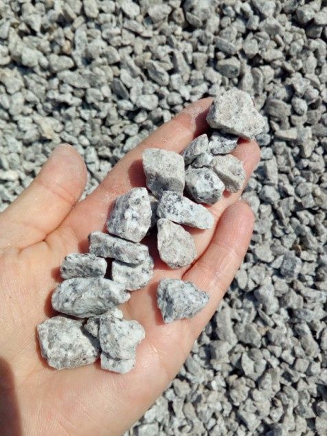 Grys granitowy frakcja 8-16/16-22