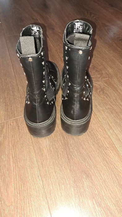 Zara buty, sztyblety z ćwiekami 39