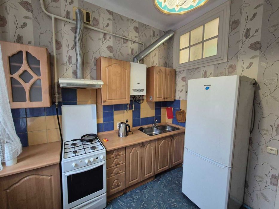 2 комнатная "сталинка" на Преображенской/Базарная.