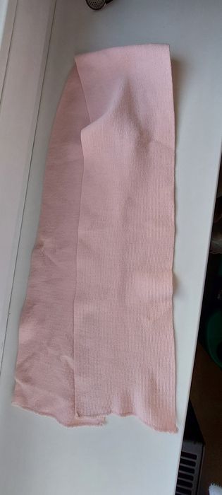 Szal pudrowy róż Długość 115 cm