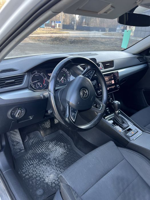 Skoda Superb 2017.