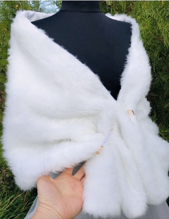 Шубка накидка для нареченоі штучне хутро