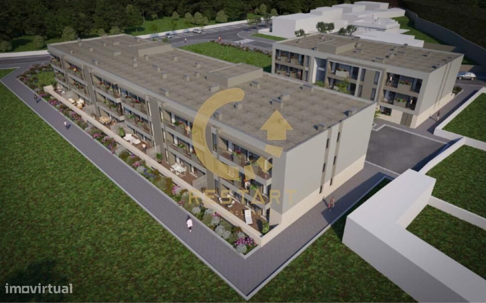 APT T3 último piso, varandas, 3 suítes, cozinha equipada, lugar de gar