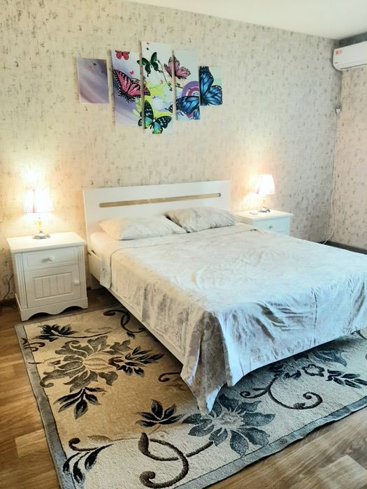 Посуточно недорого 1к кв, раздел.сп.места.Позняки, Дарницкий р-н