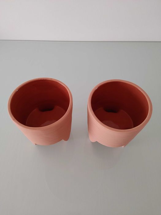 Vaso cerâmico “tripé”