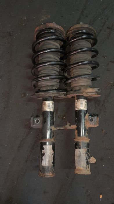 Передні амортизатори стойки BMW X5 E53 M57N
