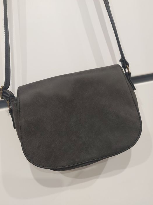 Mała klasyczna szara torebka na ramię