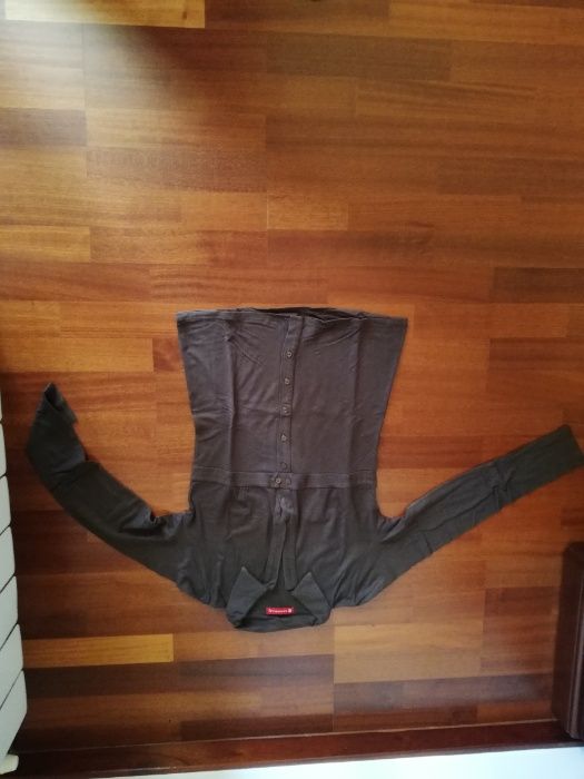 Tenho para venda vários modelos de camisolas