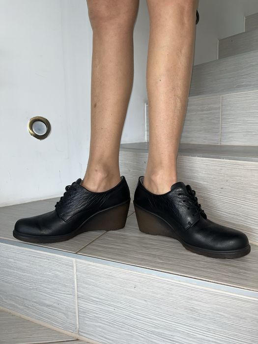 Buty/mokasyny na koturnie damskie ECCO 40
