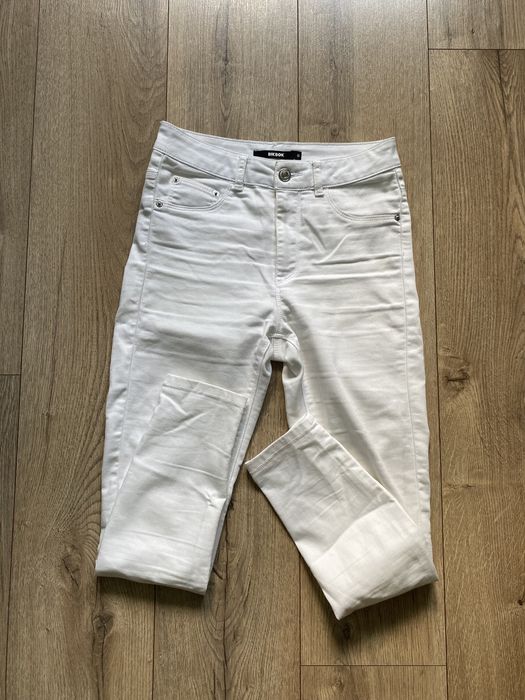 Spodnie białe wysoki stan