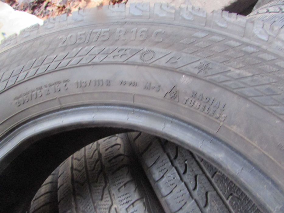 205/75/16c комплект всесезонних шин Continental VanContact4Season
