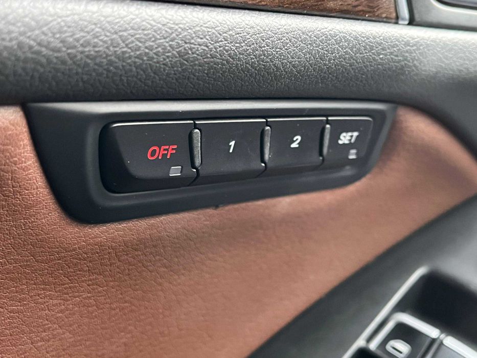 Audi    Q5  2014
