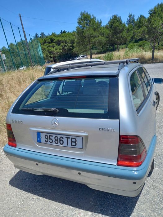 Carrinha Mercedes 220D Ano 2002