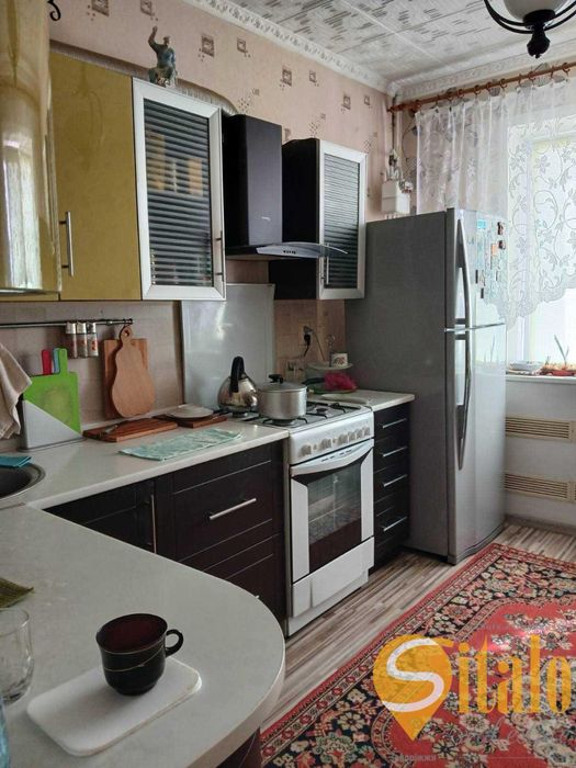 Продаж 4-х кімнатної  квартири в Хортицькому мікрорайоні