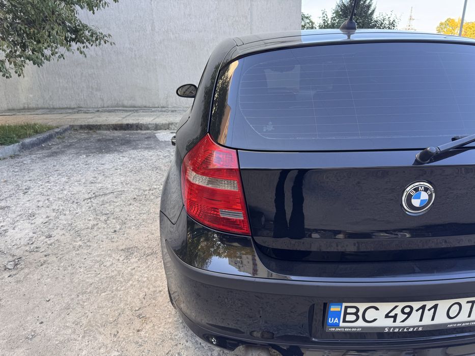 легковий автомобіль