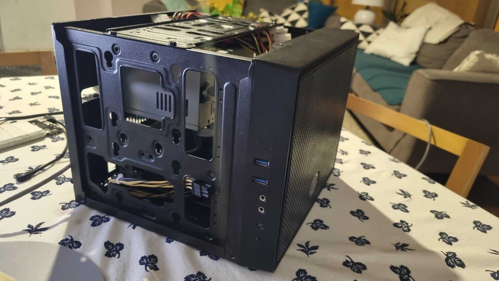 PC i3 2100 bom estado
