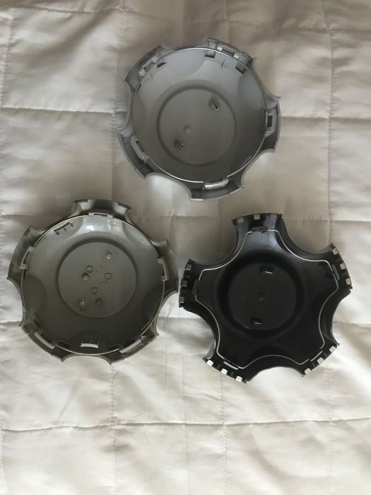 Колпаки в штатний диск Toyota Land Cruiser 200