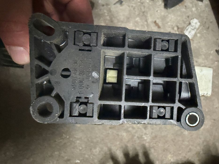 pedał gazu potencjometr peugeot 206 hdi 9654877480