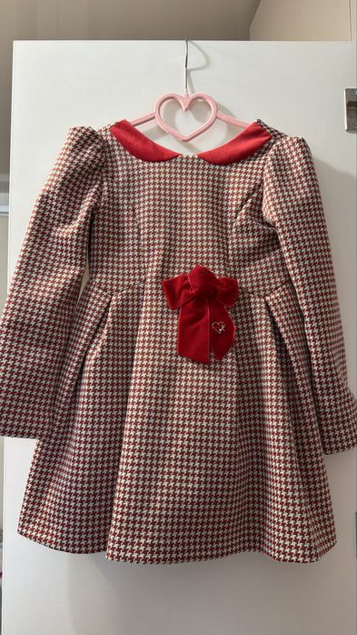 Сукня для дівчинки