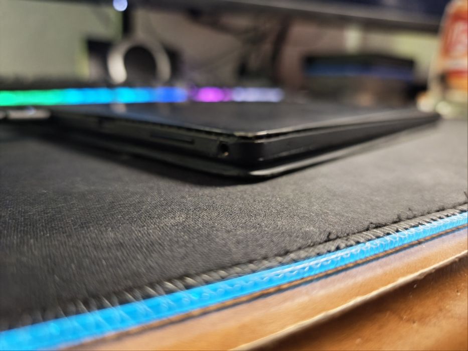 Dell Latitude 5285 (laptop/tablet)