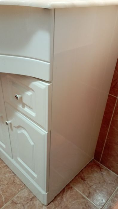 Móvel e lavatório WC