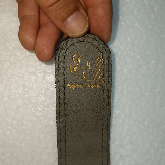 Cinto em Pele de qualidade Vintage Fivela Psicadélica Tecido em Metal