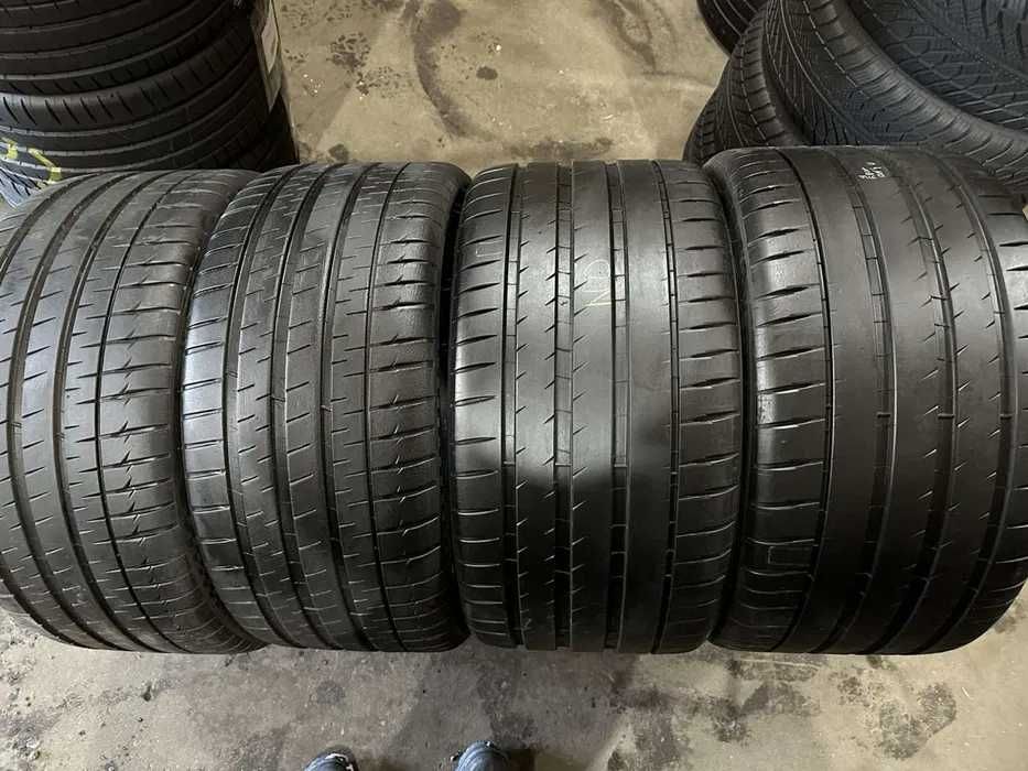 Купити різношорокий комплект БУ шин гуми резини 315/40R21 + 275/45R21 доставка, гарантія. Професійний підбір оптимальних шин під ваші умови.