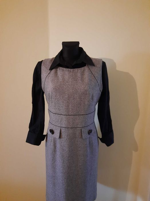 Sukienka bez rękawów