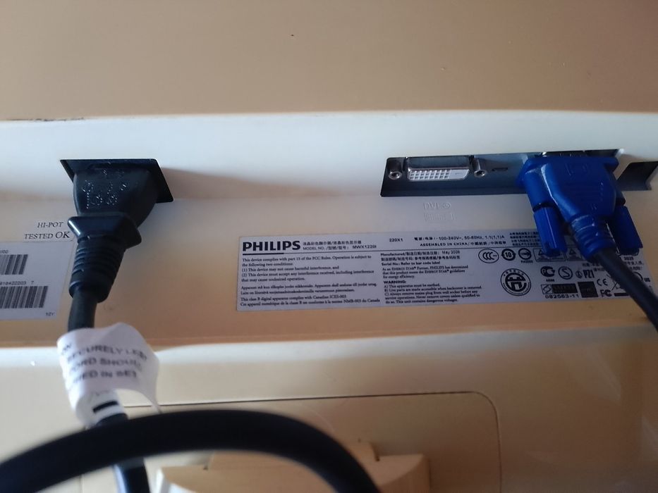 Монітор 22" Philips 220x1sw