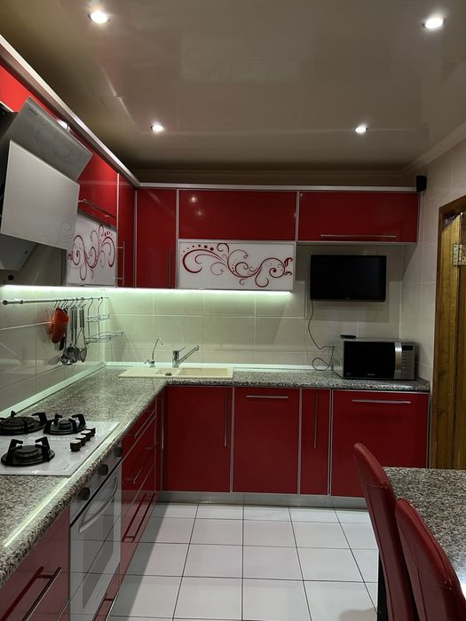 Продам 5ти.ком.квартиру на Николаевке.