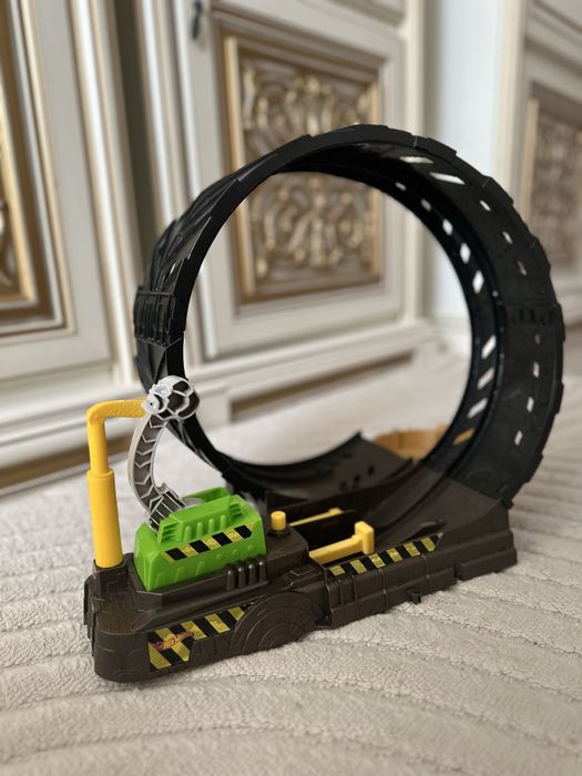 Трек Hot Wheels «Монстро-петля»