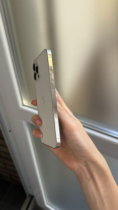 Used iPhone 12 Pro Max 256Gb Silver