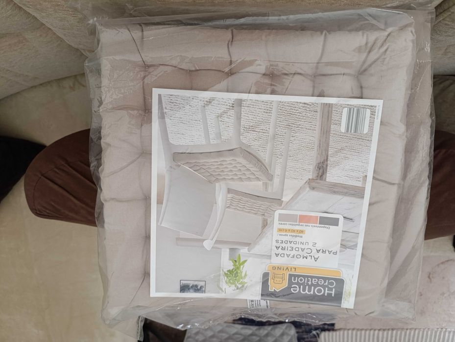 6 Almofadas para cadeiras (Novas) (Bege)