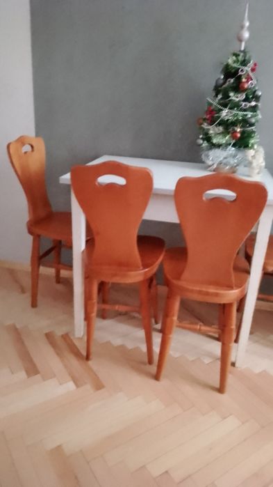 Стільці дерев'яні  кухонні в комплекті  '4 шт