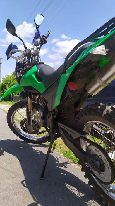 Продаю мотокрос Shineray 150