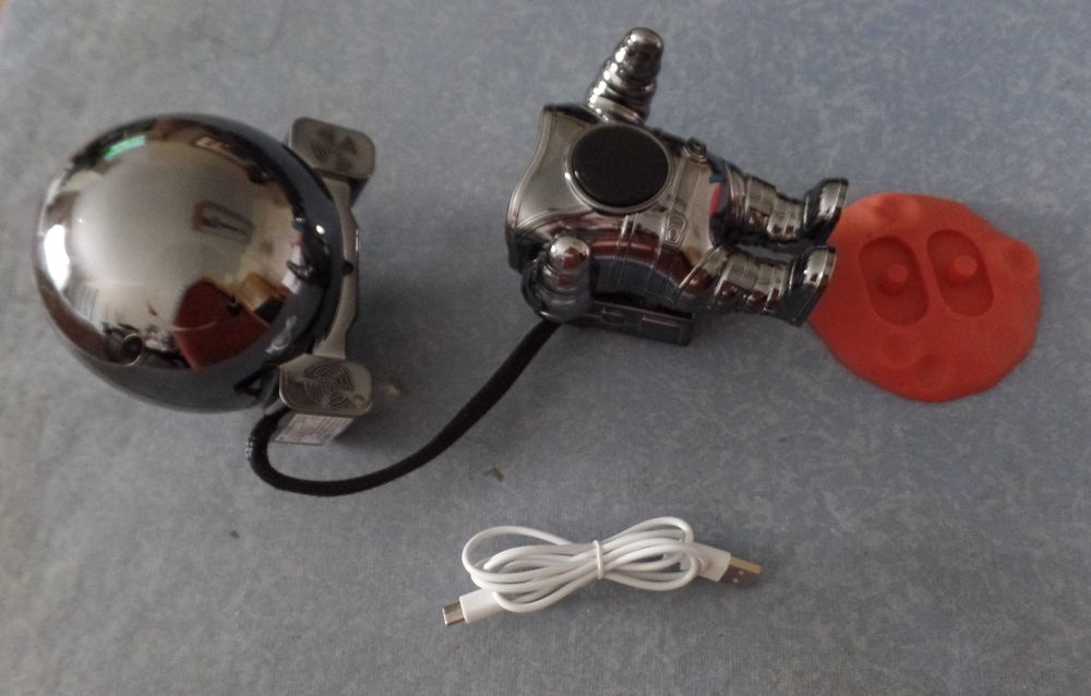 Projetor Astronauta Luz de Presença com Relógio (N43)