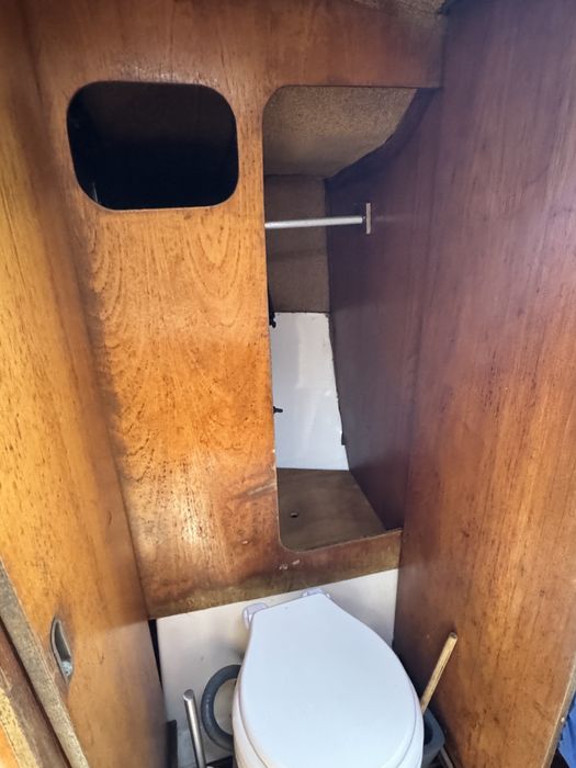 Vendo veleiro Kelt 8 (8,4 metros) com lugar de Marina