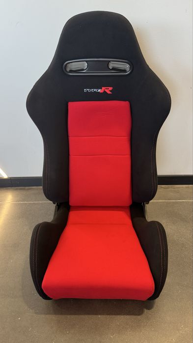 Baquets Typer em Tecido