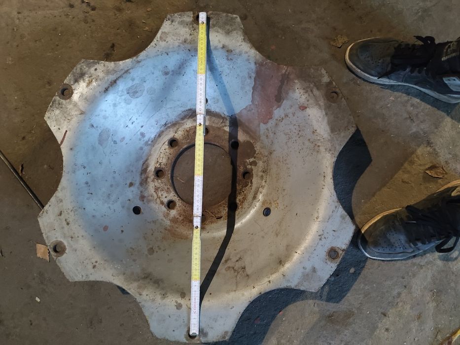 Gwiazda felga mf 255 ursus 3512 28'