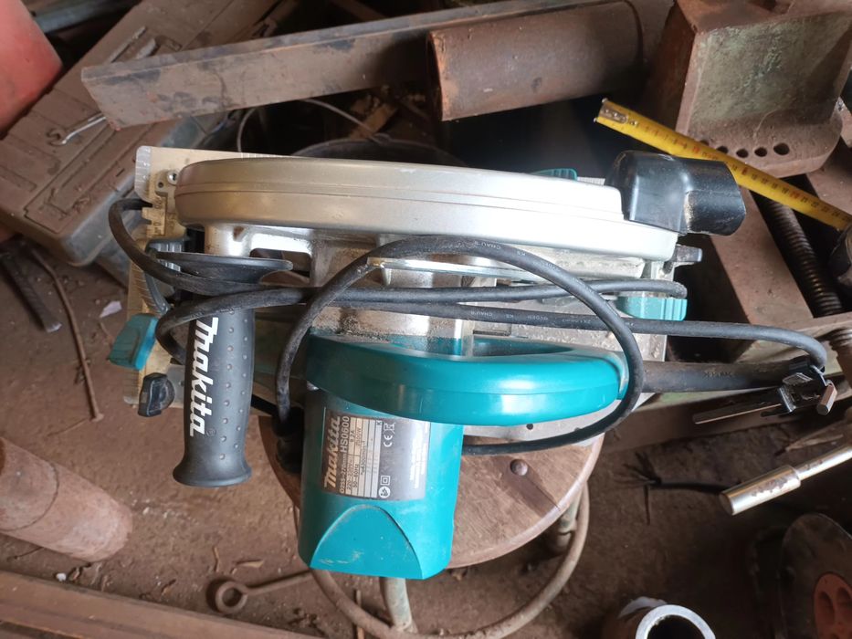 Maquina de cortal painel 270mm Makita