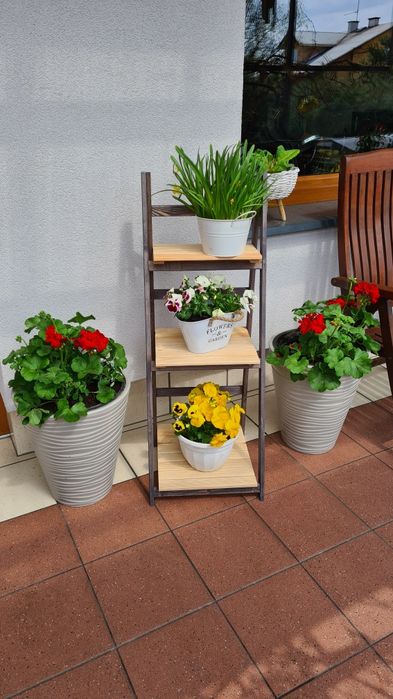 Stojak na kwiaty w donicach składany