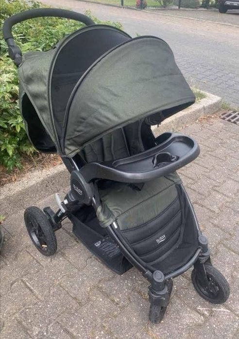 Spacerówka Britax na pompowanych kołach