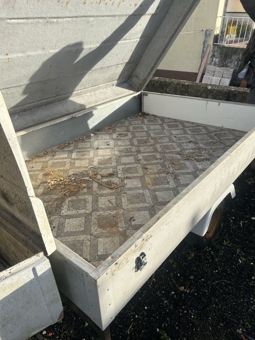 Atrelado de Campismo Usado – Saurium Magnum