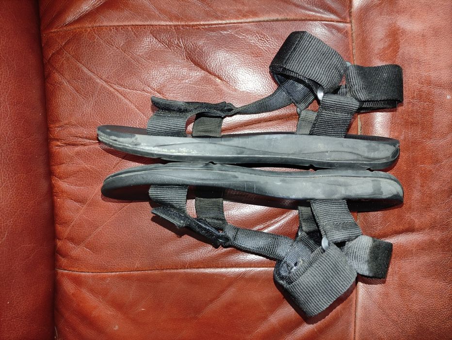 Camper sandały czarne ,zapinane na rzepy,41 roz