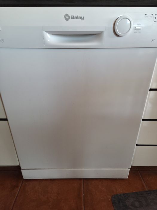 2 Máquinas  lava loiça Balay  para peças