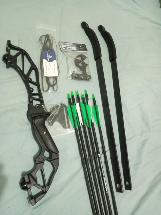 Arco recurvo 40lbs +06 Flechas (Kit completo)