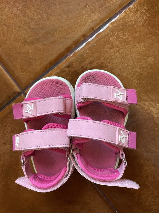 Sandalias Zippy para bebe menina